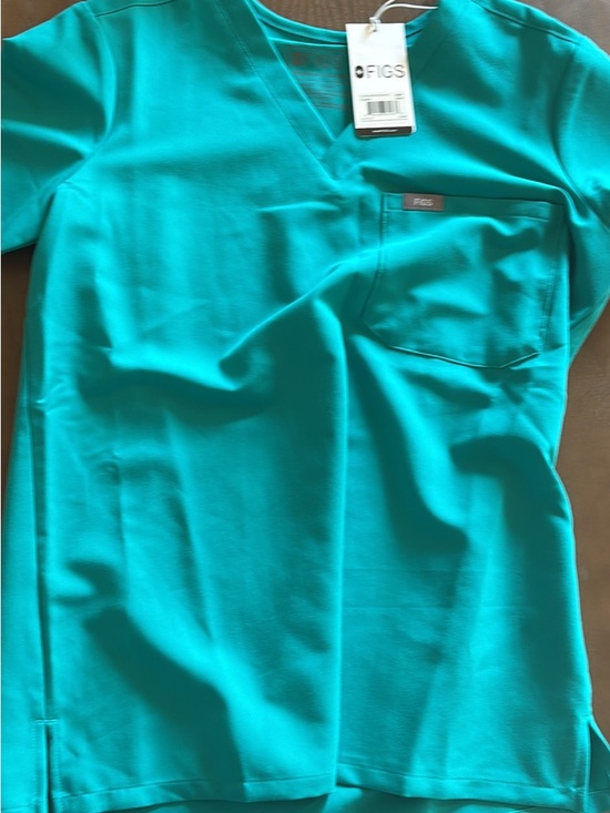 Figs Other - Figs scrub top and bottom size xs lagoon- Catrina top and Kade regular bottom
